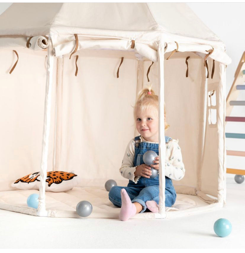 E.Ezzro brand -Tent