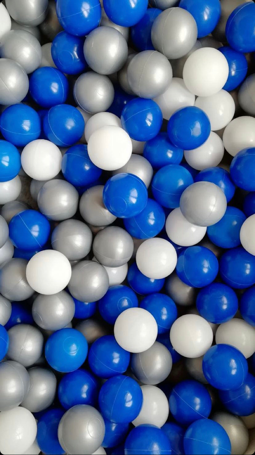 R- Balls with Different Colors