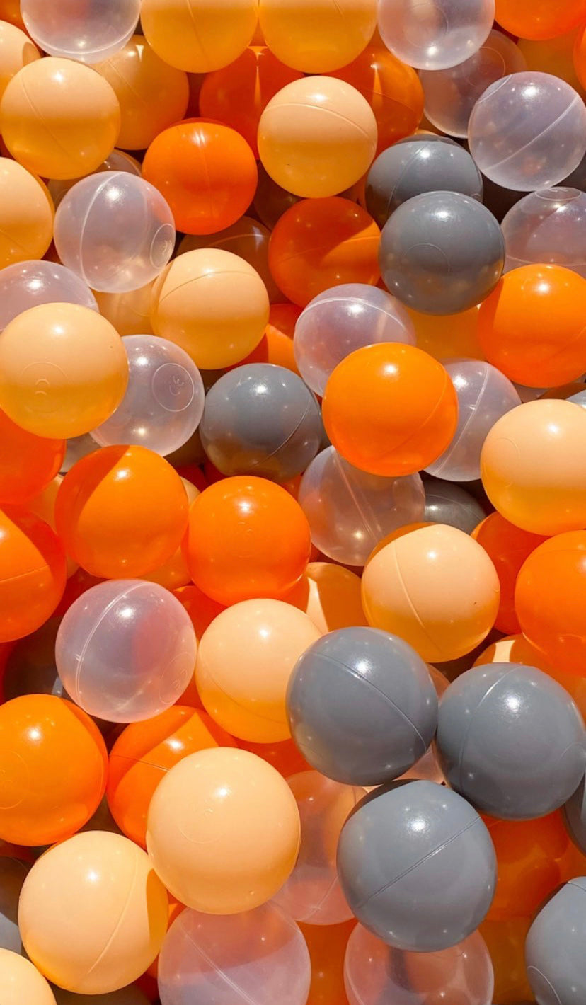 R- Balls with Different Colors