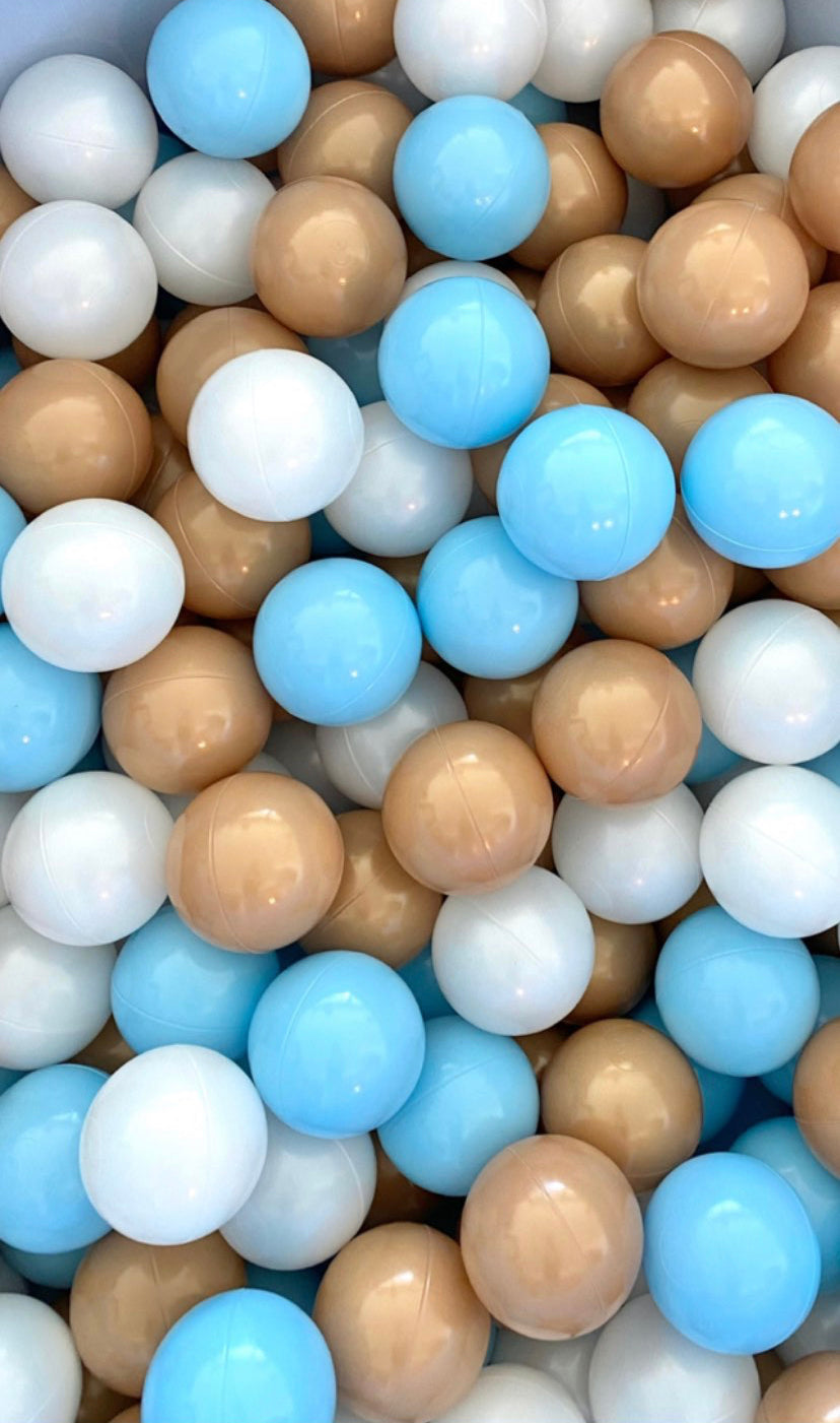 R- Balls with Different Colors